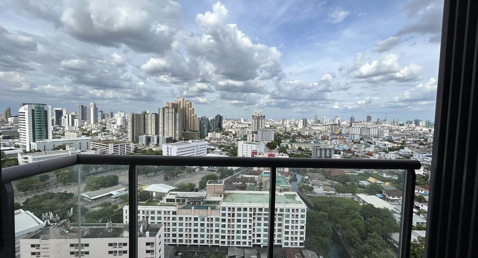 À louer 1 chambre condo à Phaya Thai, Bangkok