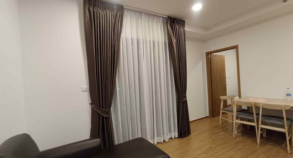 For rent 2 bedrooms condo in Bang Kapi, Bangkok