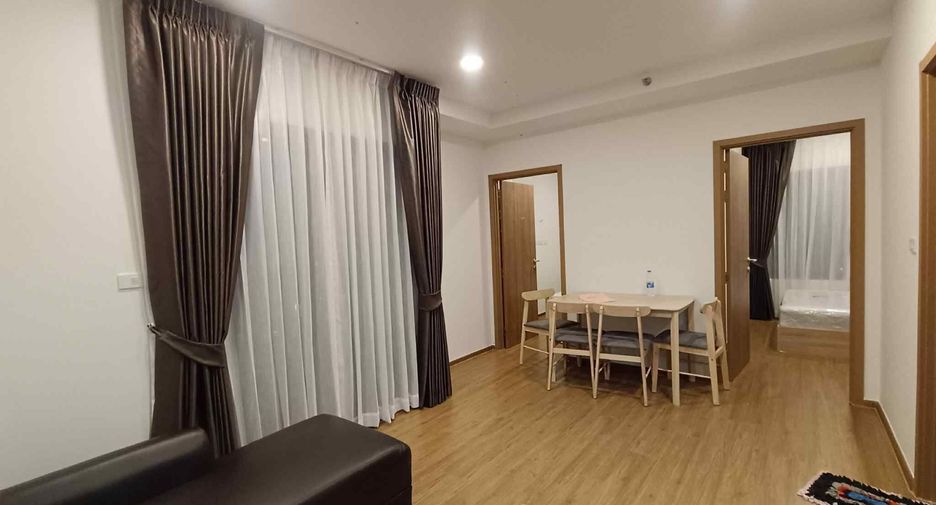 For rent 2 bedrooms condo in Bang Kapi, Bangkok