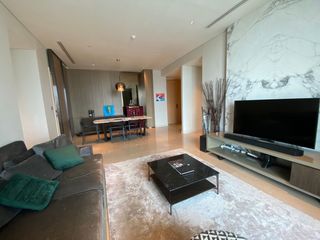 For rent 3 bedrooms condo in Pathum Wan, Bangkok