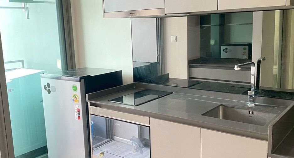 Аренда 1 кровать кондо в Кхлонг Тоеи, Бангкок