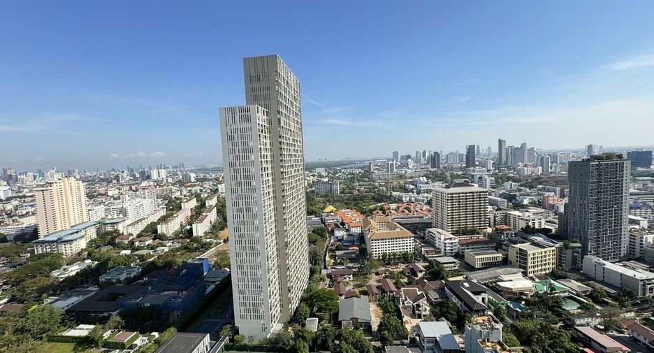 Wohnung zur Miete mit 4 Zimmer in Sathon, Bangkok