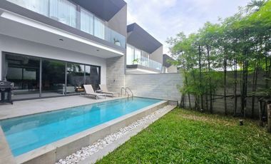 For rent 3 ベッドルーム villa in Mueang Phuket, Phuket