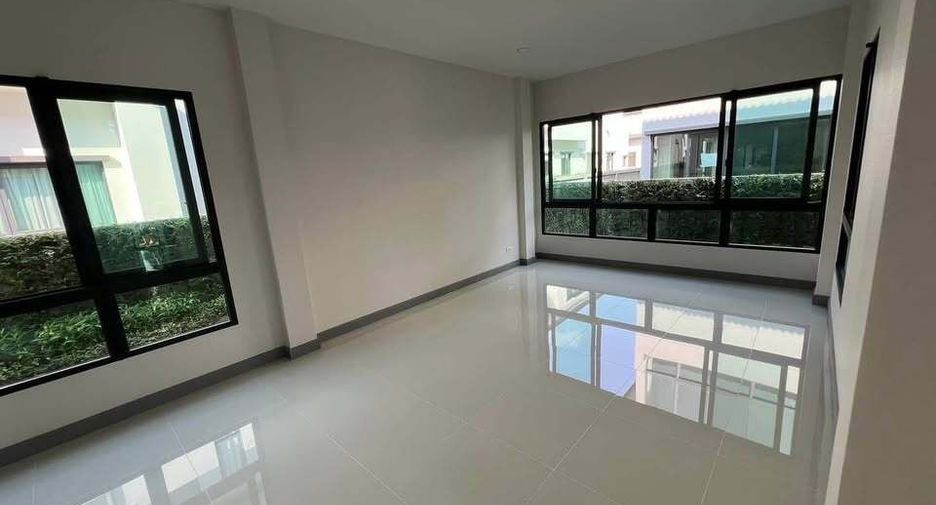 For rent 4 bedrooms house in Sai Mai, Bangkok