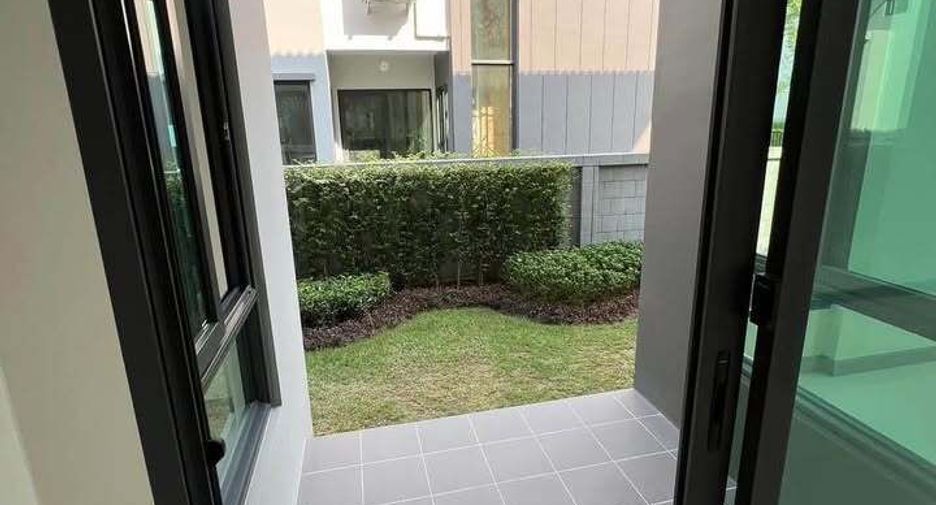 For rent 4 bedrooms house in Sai Mai, Bangkok
