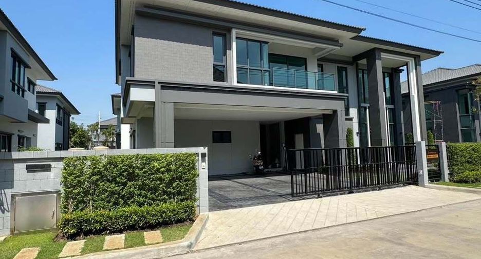 For rent 4 bedrooms house in Sai Mai, Bangkok