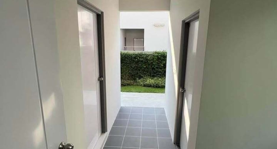 For rent 4 bedrooms house in Sai Mai, Bangkok