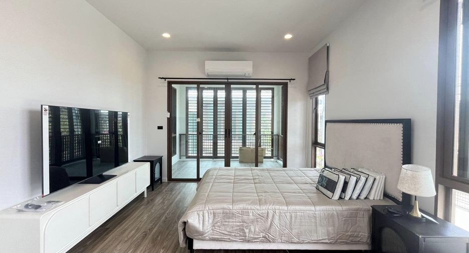 For rent 4 ベッドルーム condo in Bang Kapi, Bangkok