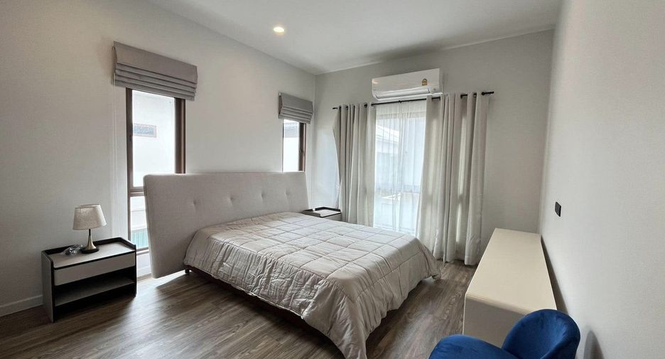 For rent 4 ベッドルーム condo in Bang Kapi, Bangkok