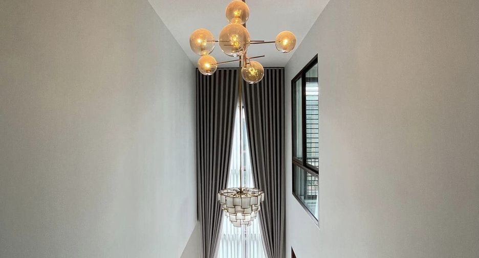 For rent 4 ベッドルーム condo in Bang Kapi, Bangkok