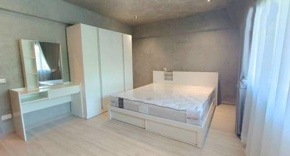 For rent 3 bedrooms house in Bang Kapi, Bangkok