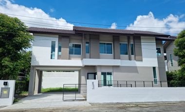 Casa en venta de 3 habitaciones en Khan Na Yao, Bangkok