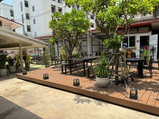 For sale retail Space in Khlong Toei, Bangkok
