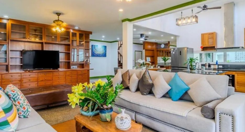 Villa zur Miete mit 4 Zimmer in Mueang Phuket, Phuket