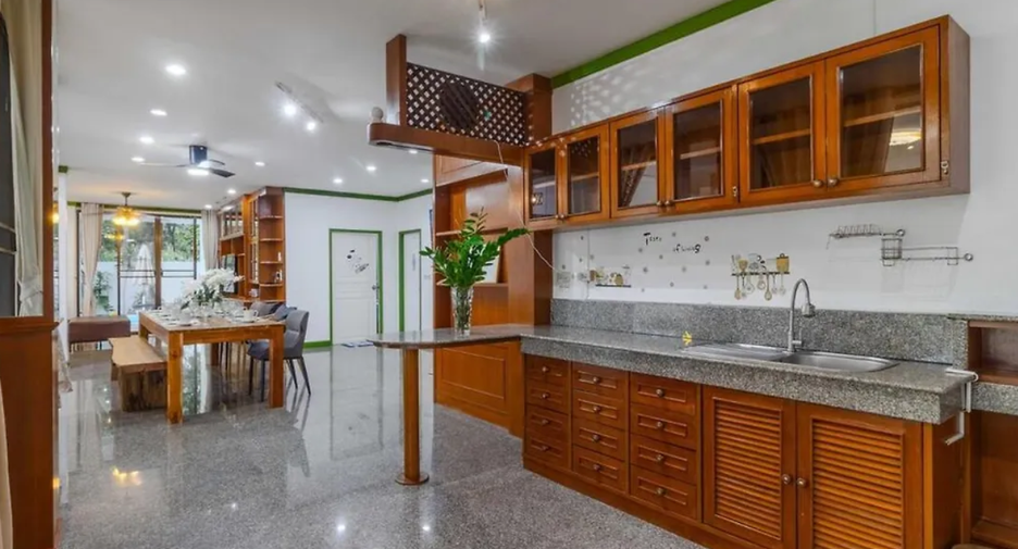 Villa zur Miete mit 4 Zimmer in Mueang Phuket, Phuket