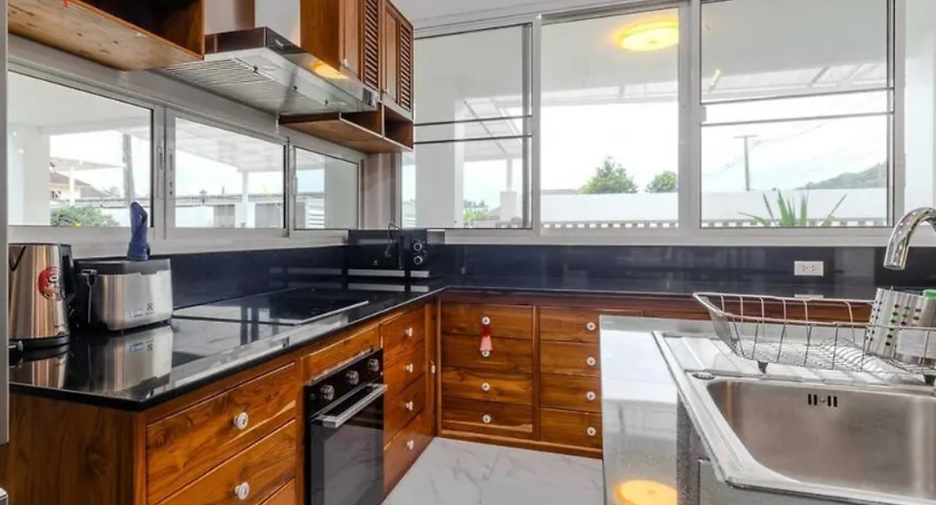 Villa zur Miete mit 4 Zimmer in Mueang Phuket, Phuket