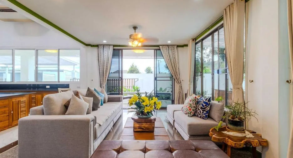 Villa zur Miete mit 4 Zimmer in Mueang Phuket, Phuket