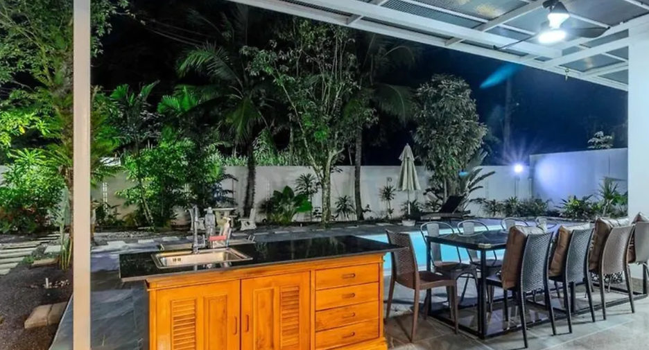 Villa zur Miete mit 4 Zimmer in Mueang Phuket, Phuket