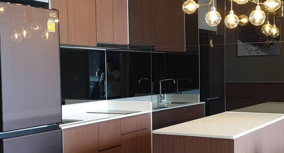 For rent 1 bed condo in Pathum Wan, Bangkok