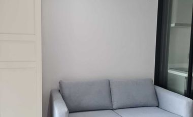 Condo en alquiler de estudio en Huai Khwang, Bangkok