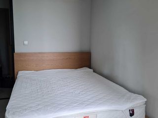 À louer studio condo à Huai Khwang, Bangkok