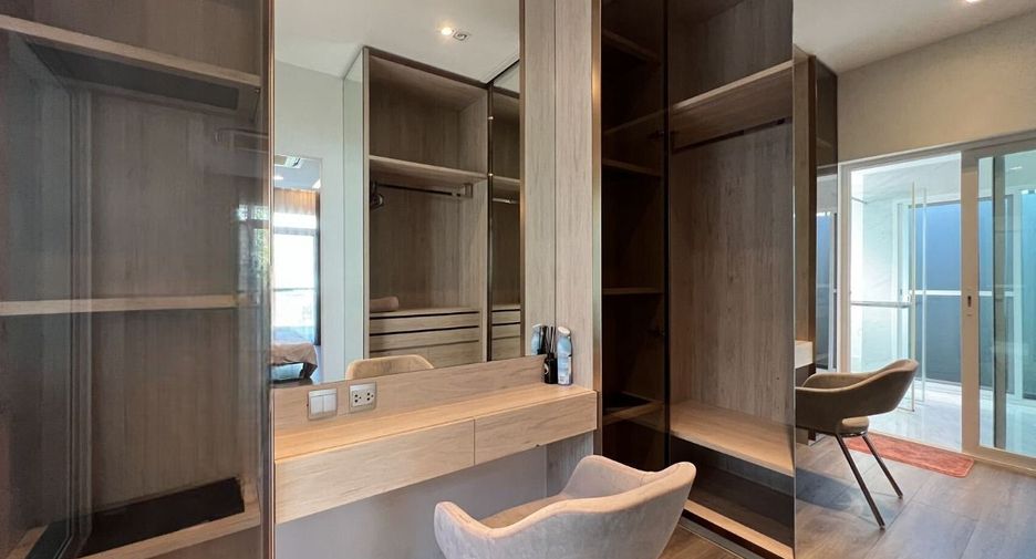 For sale 4 bedrooms house in Bang Phli, Samut Prakan