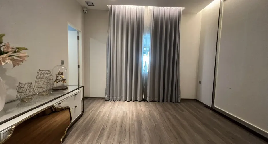 For sale 4 bedrooms house in Bang Phli, Samut Prakan