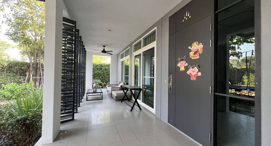 For sale 4 bedrooms house in Bang Phli, Samut Prakan