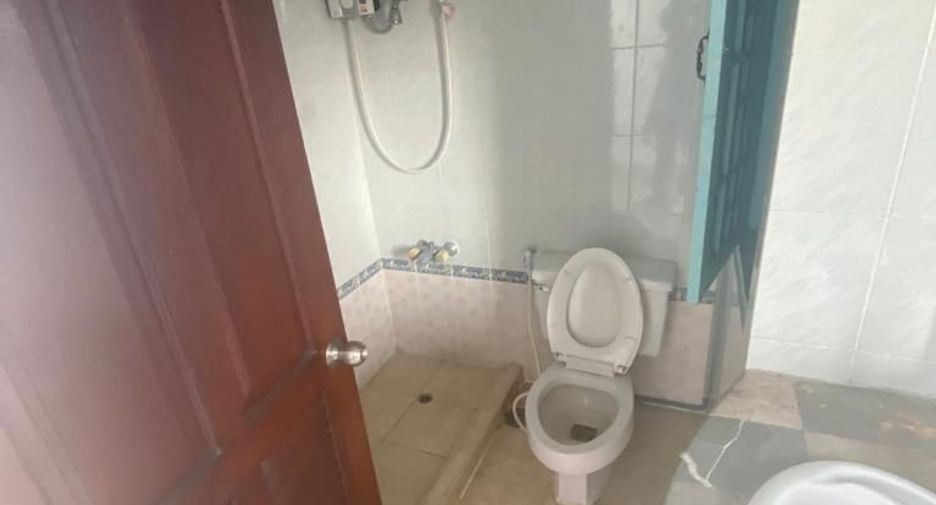 For rent 2 bedrooms condo in Sathon, Bangkok