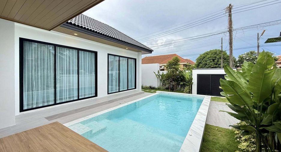 For sale 3 bedrooms villa in Mueang Phuket, Phuket