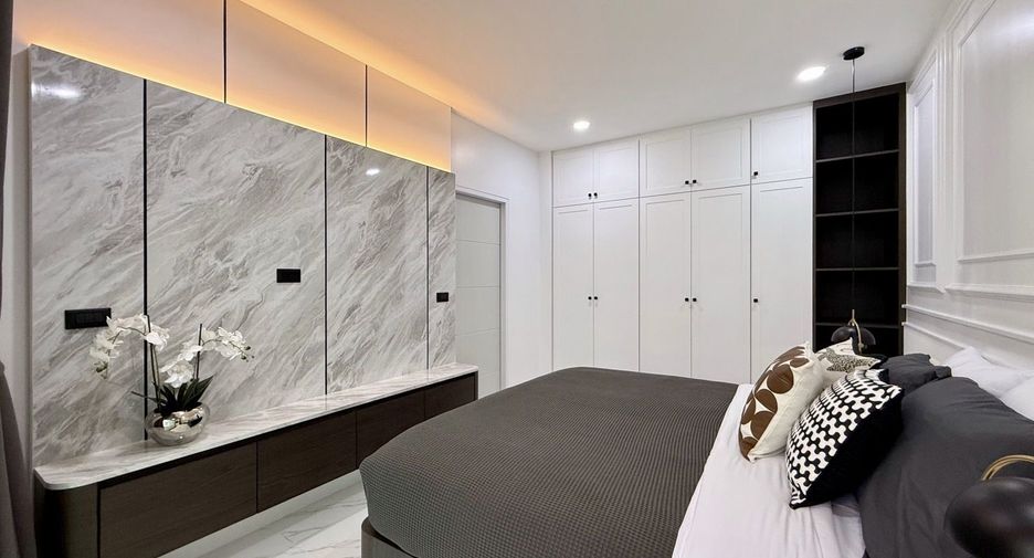 For sale 3 bedrooms villa in Mueang Phuket, Phuket