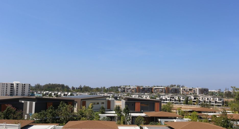 For sale 2 bedrooms condo in Thalang, Phuket