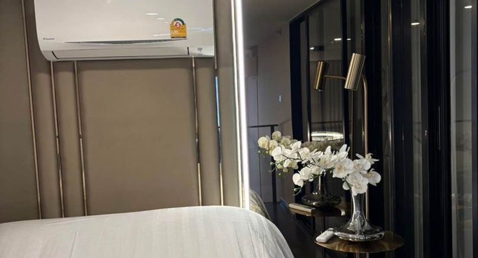 For rent 2 bedrooms condo in Ratchathewi, Bangkok