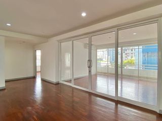 For rent 4 ベッドルーム apartment in Watthana, Bangkok