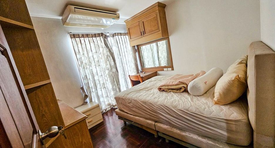 Продажа 3 спальни кондо в Щаттхана, Бангкок