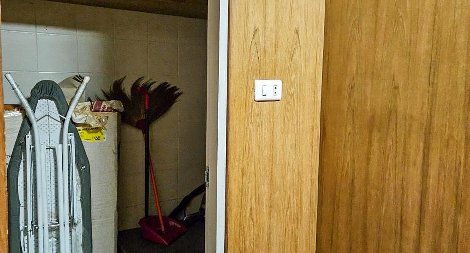 Продажа 3 спальни кондо в Щаттхана, Бангкок