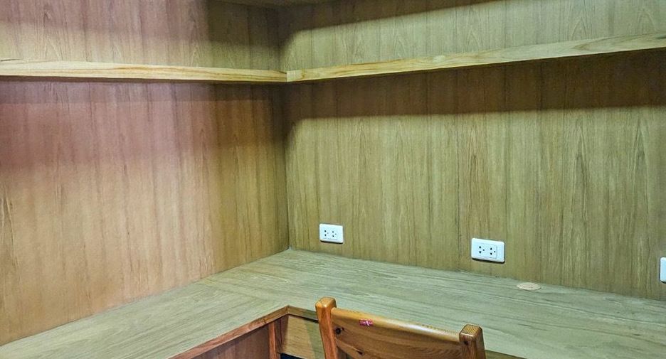 Продажа 3 спальни кондо в Щаттхана, Бангкок