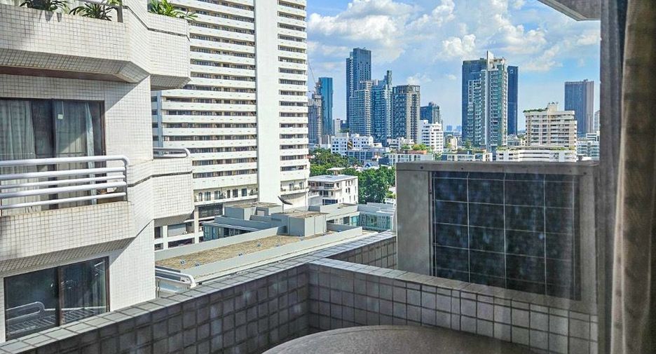 Продажа 3 спальни кондо в Щаттхана, Бангкок