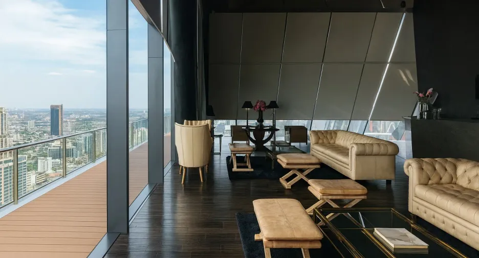 For sale 2 bedrooms condo in Khlong Toei, Bangkok
