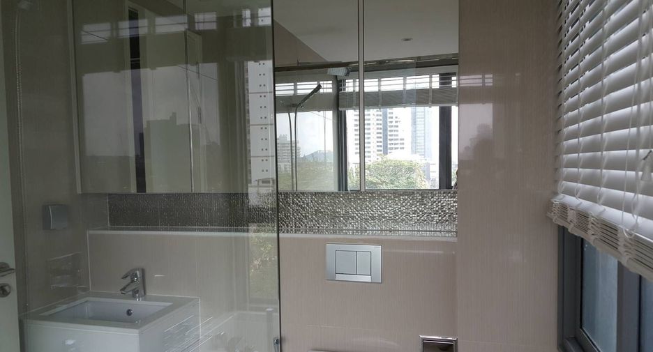 For sale and for rent 2 bedrooms condo in Watthana, Bangkok