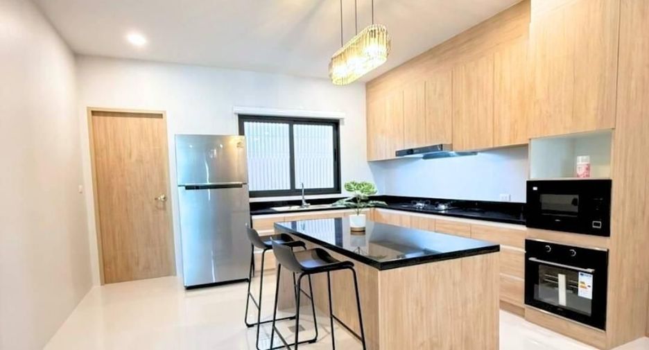 For sale 3 bedrooms house in Mueang Phuket, Phuket
