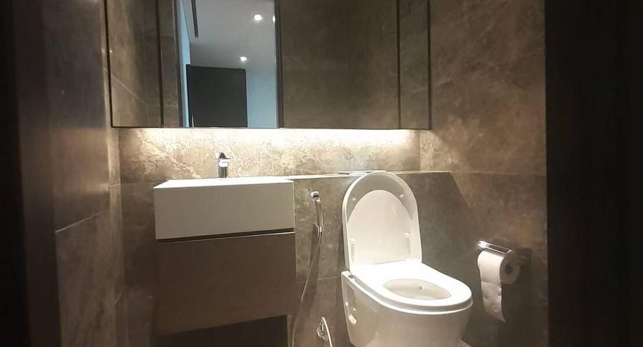 For sale 1 bed condo in Khlong San, Bangkok