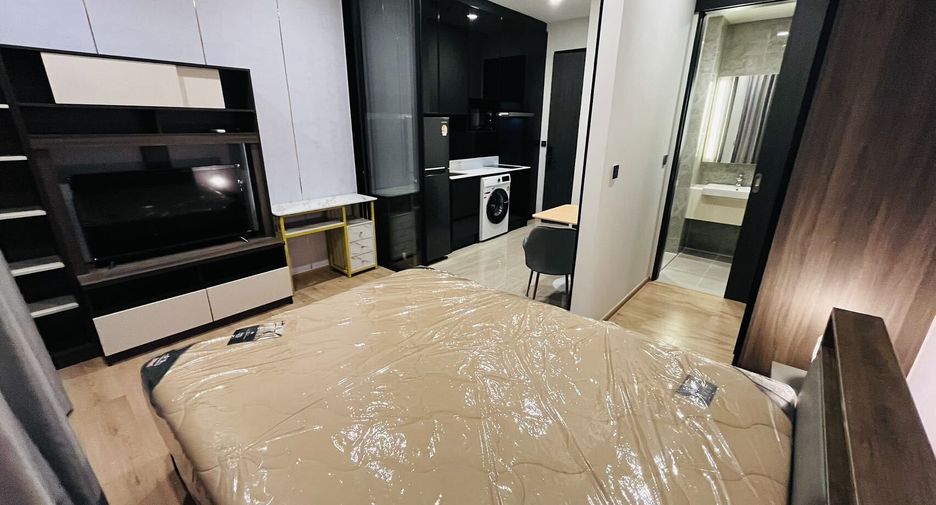 For rent studio condo in Phaya Thai, Bangkok