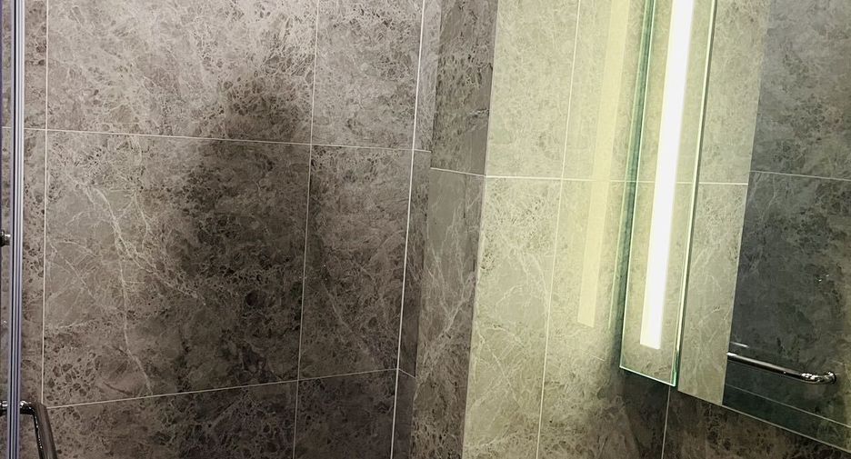 For rent studio condo in Phaya Thai, Bangkok