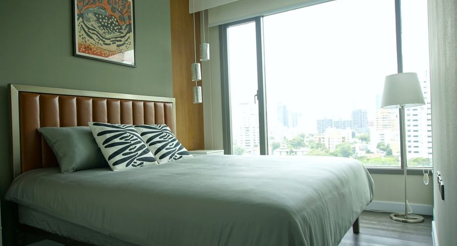 For rent 2 bedrooms condo in Watthana, Bangkok