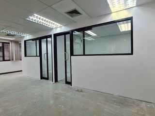 For rent office in Phra Khanong, Bangkok