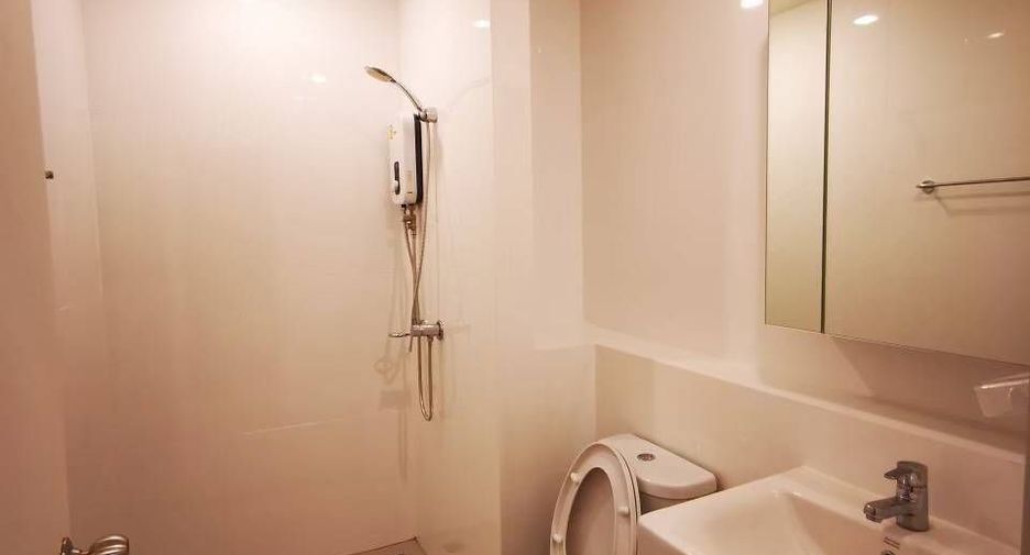 Wohnung zum Kauf mit 1 Zimmer in Phasi Charoen, Bangkok