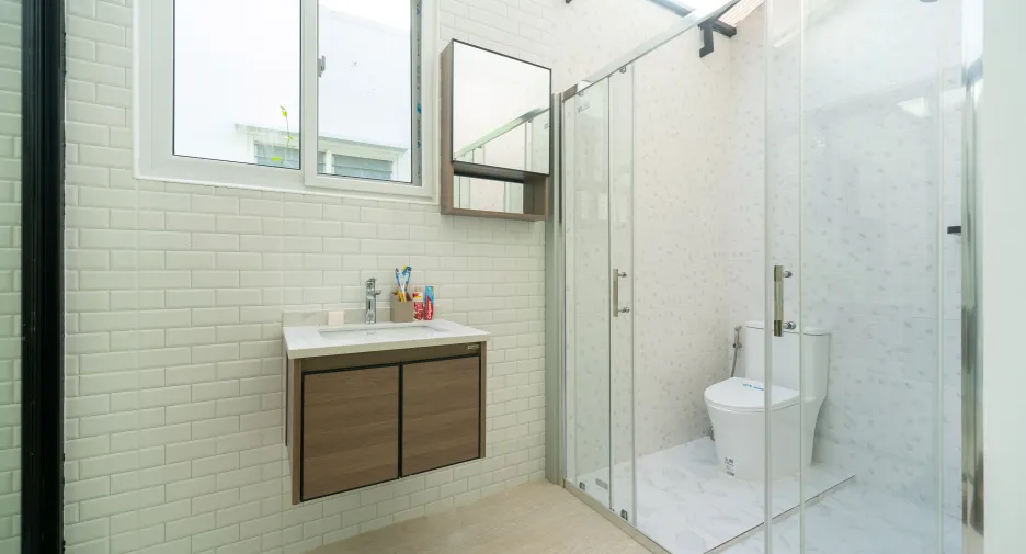 For sale 4 bedrooms townhouse in Thalang, Phuket