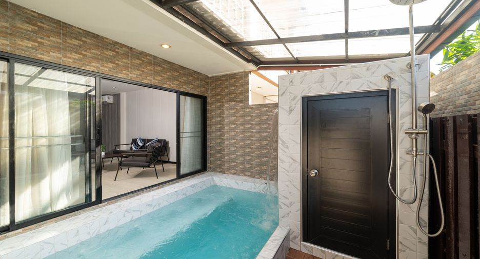For sale 4 bedrooms townhouse in Thalang, Phuket