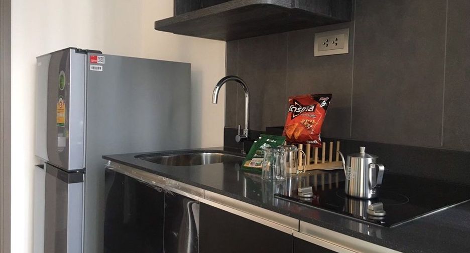 For rent studio condo in Bang Rak, Bangkok